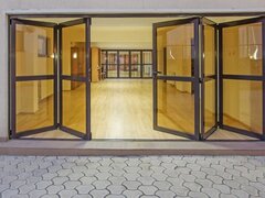 Piata Victoriei/ A.I.Cuza- imobil birou, 12 camere,450mp